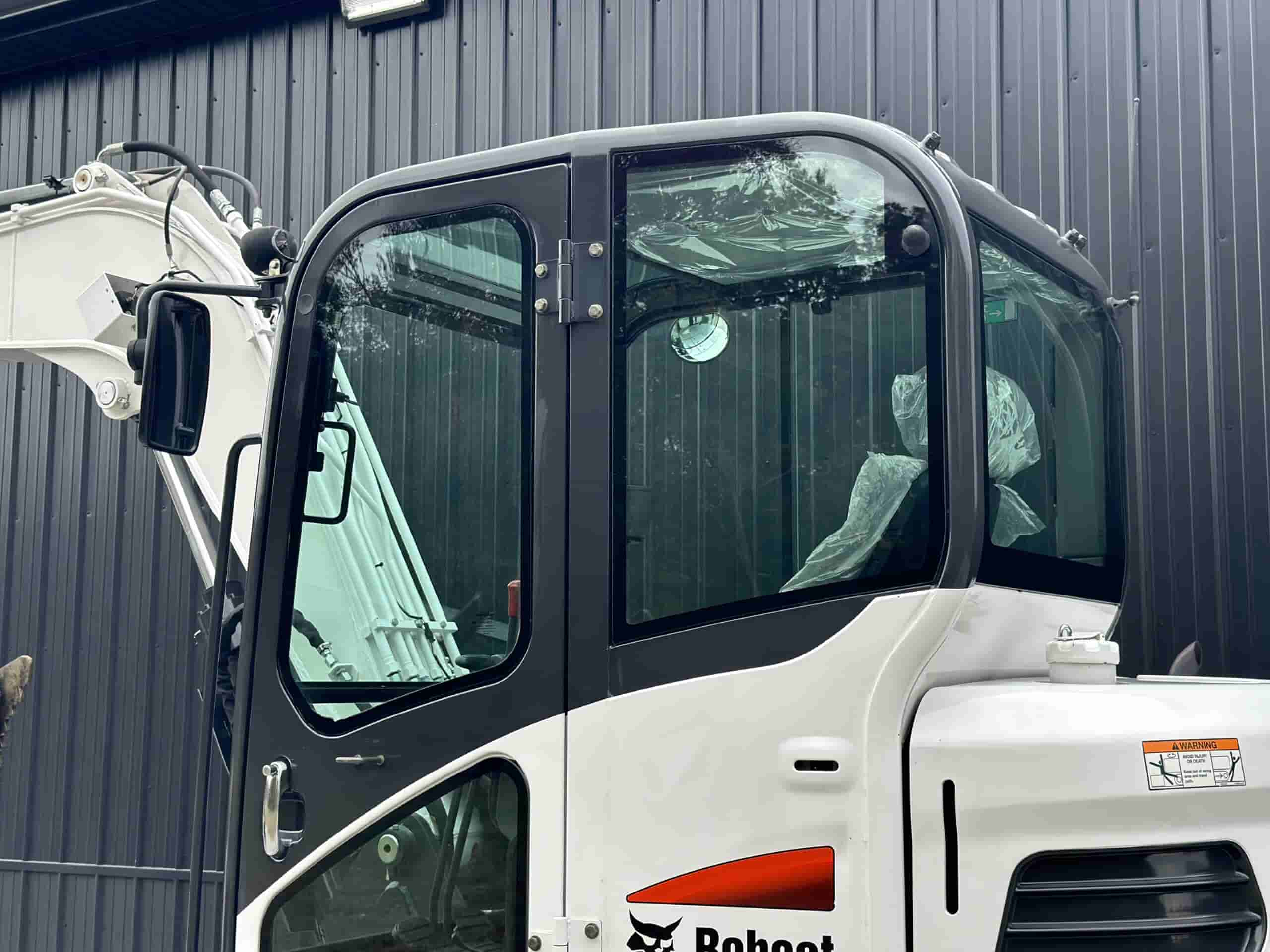 2017 BOBCAT E85
